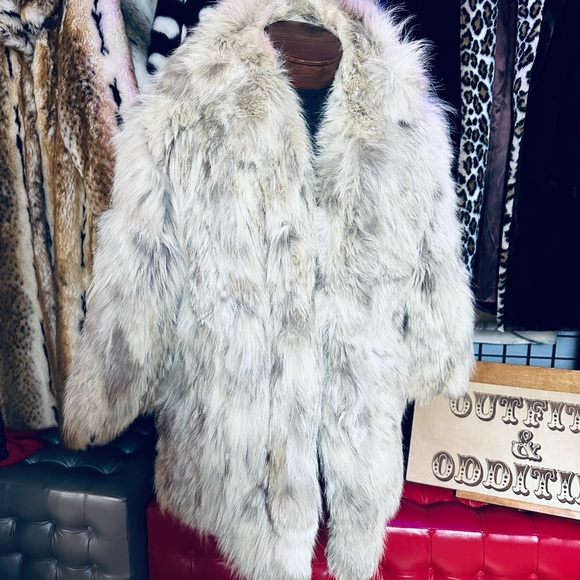 Diane Furs x Oleg Cassini 60s Vintage Wolf Fur Coat - Picture 7 of 7